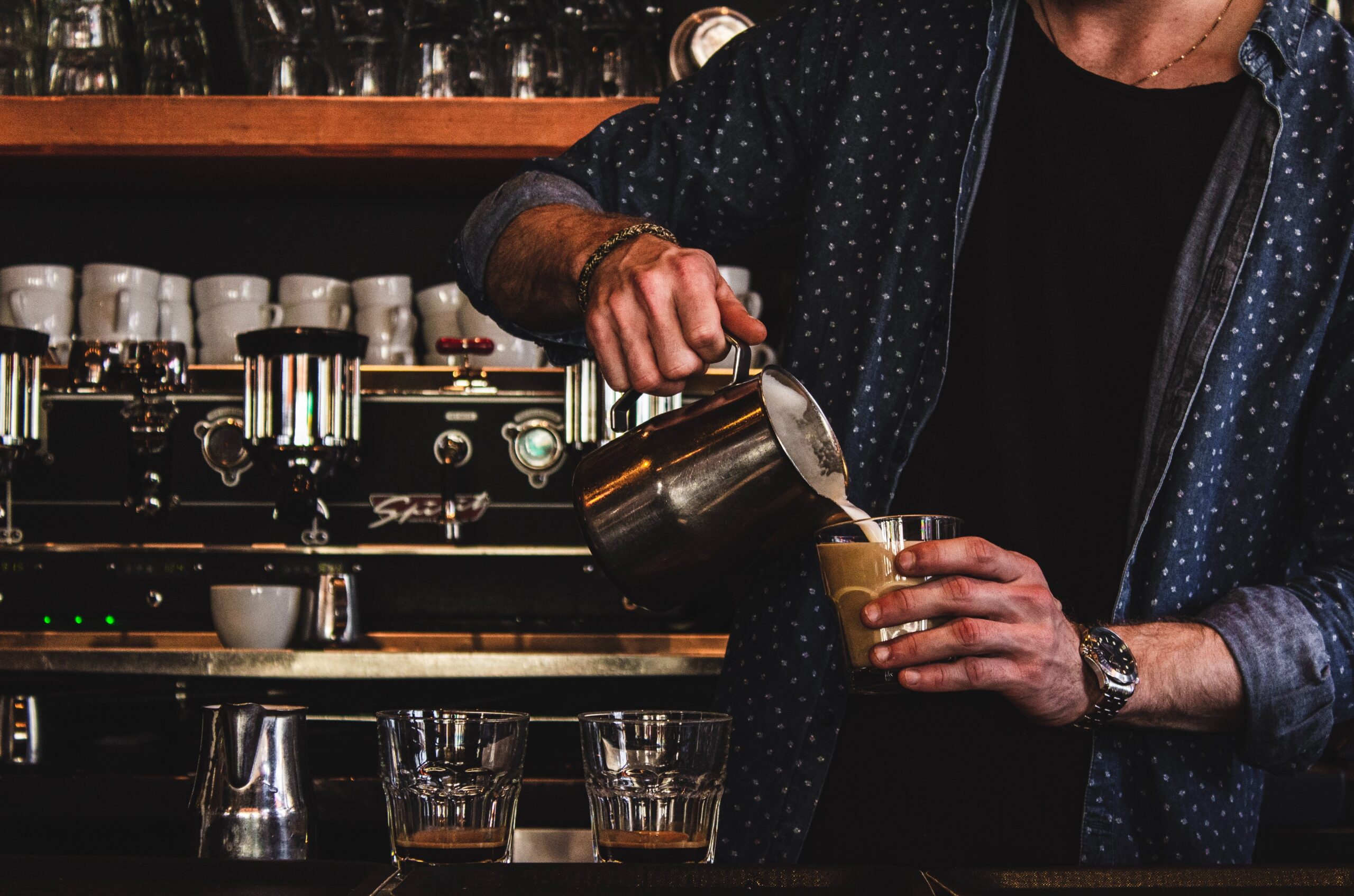 Kaffeemaschine Siebträger mit Milchaufschäumer